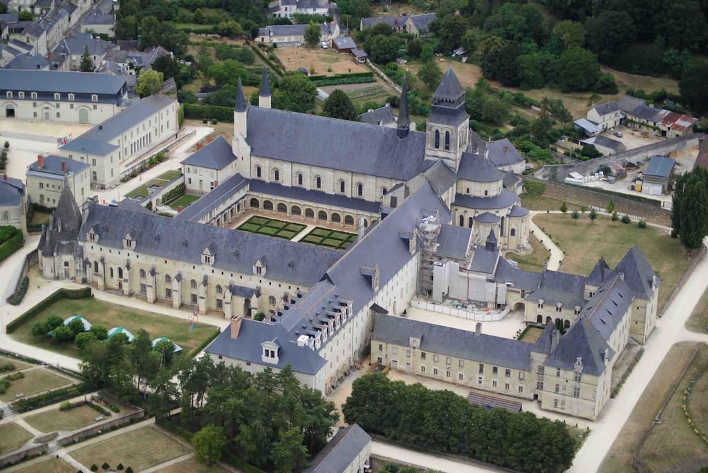 L'Orée Des Bois La Breille-les-Pins Exterior foto