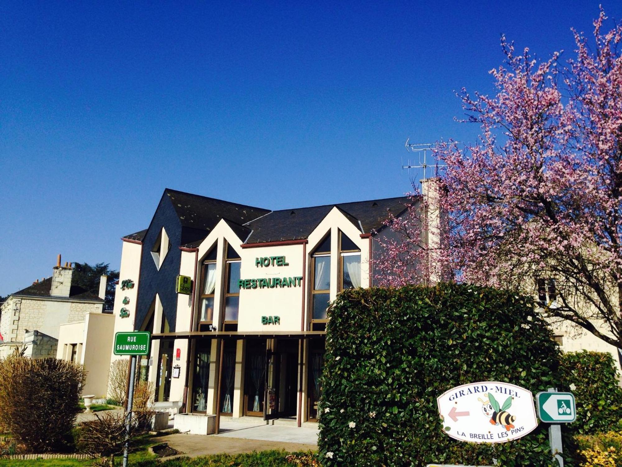 L'Orée Des Bois La Breille-les-Pins Exterior foto